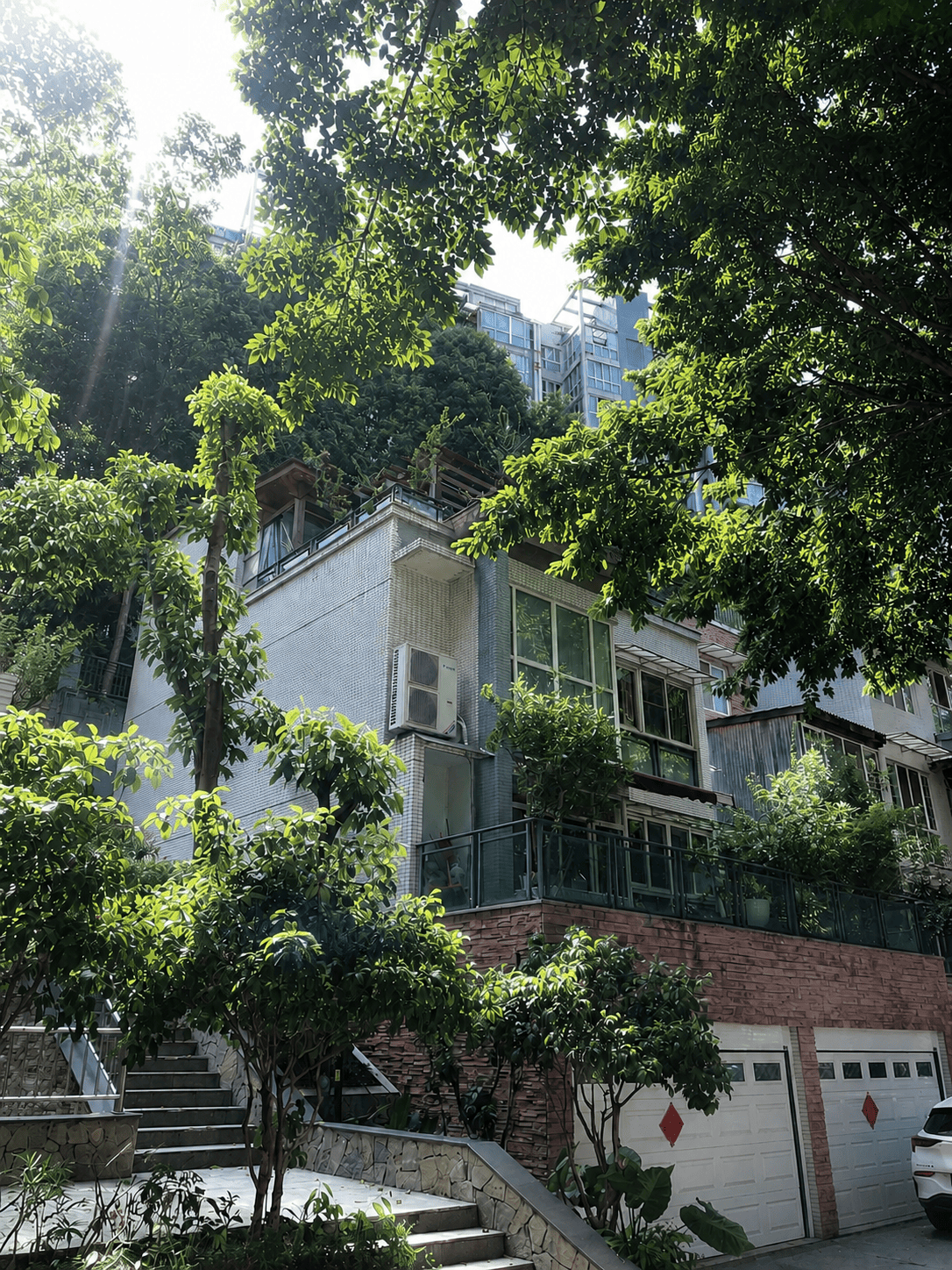 镇江岛居岁月从容升级：小小岛老别墅加装蒂升悦行款电梯